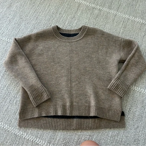 Theo and Spence reversible sweater - Picture 4 of 4